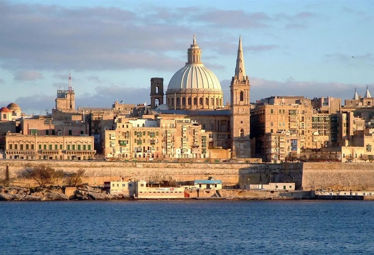 Modern Apartment In The Best Location, Perfect For Families Sliema